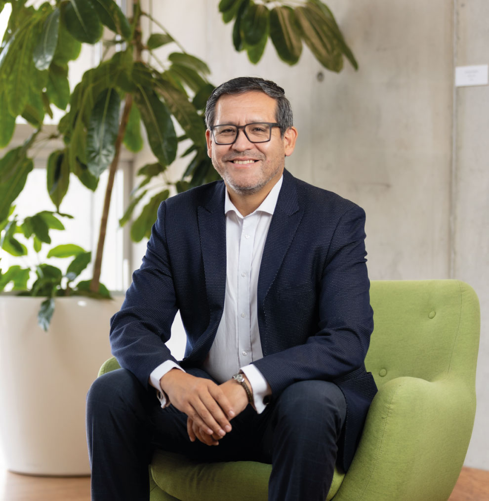 Julio Valdivia